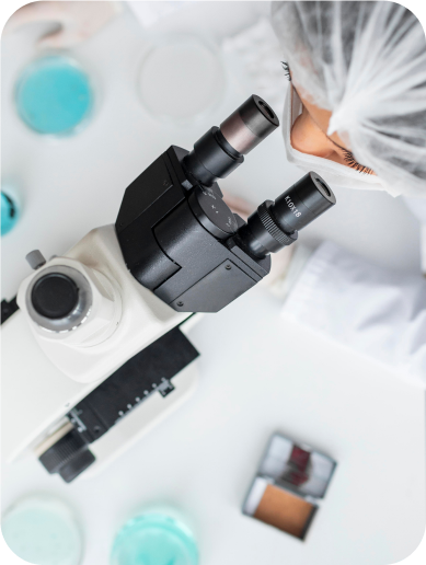 Microscope and lab equipment used for Myasthenia Gravis research